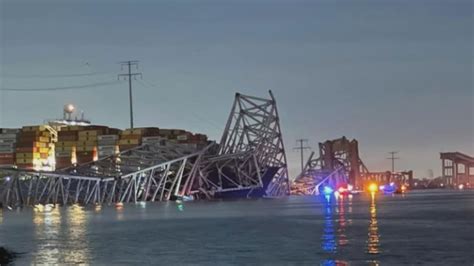 boat hits bridge in baltimore map